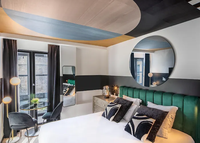 Maisons Du Monde Hotel & Suites - La Rochelle Vieux Port