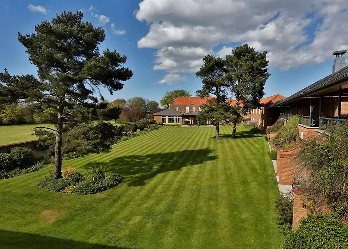 Knights Hill Hotel & Spa