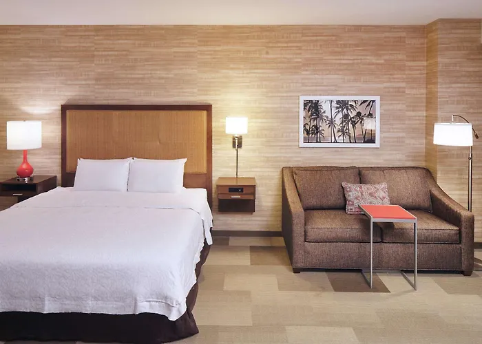 Hampton Inn & Suites Oahu Kapolei - Free Parking - No Resort Fee