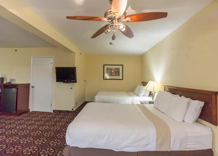 Days Inn By Wyndham Shenandoah