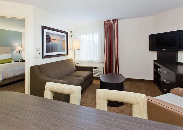 Sonesta Simply Suites Phoenix