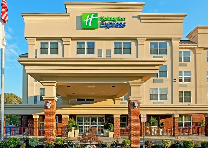 Holiday Inn Express Woodbridge By Ihg