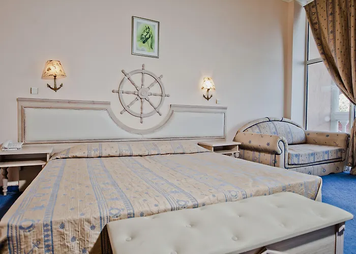 Royal Park Hotel Elenite