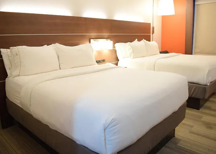 Holiday Inn Express & Suites Pensacola West I-10 By Ihg Ferry Pass