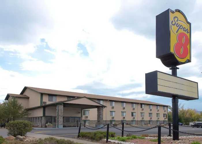 Super 8 By Wyndham /Mesa Verde Area