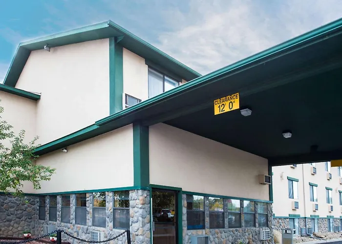 Super 8 By Wyndham /Mesa Verde Area