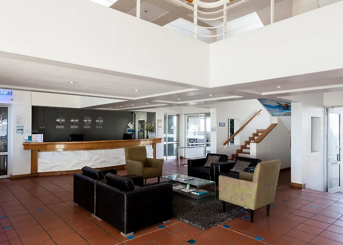 Dolphin Beach Hotel Self Catering Apartments