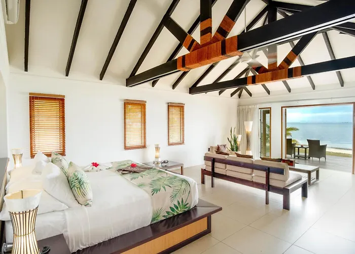 Lomani Island Resort & Spa (Adults Only) Malololailai