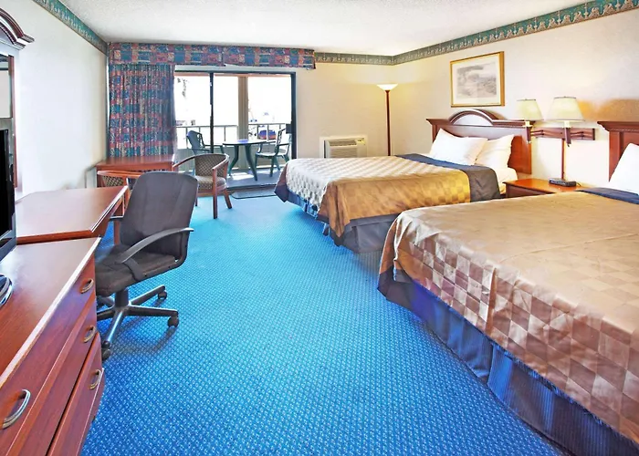 Travelodge By Wyndham Ocean Front