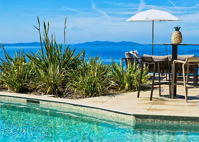Hotel La Villa Douce Le Le Rayol-Canadel-sur-Mer