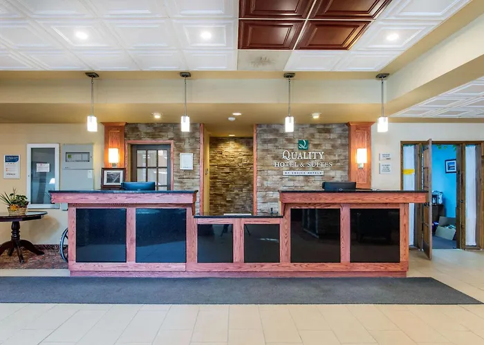 Quality Hotel & Suites