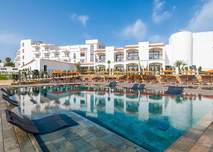 Regency Salgados Hotel & Spa