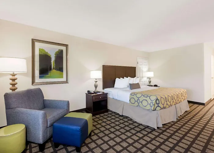 Baymont By Wyndham Erie Hotel Kearsarge