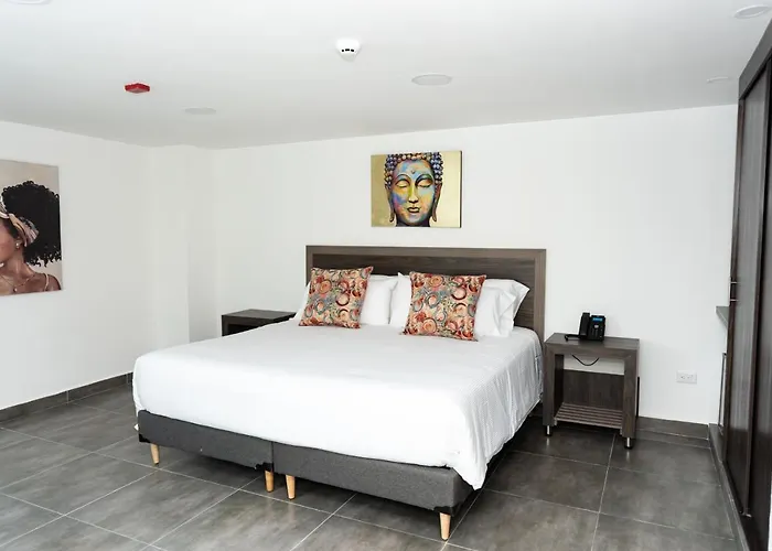 Hotel Qatar Cali
