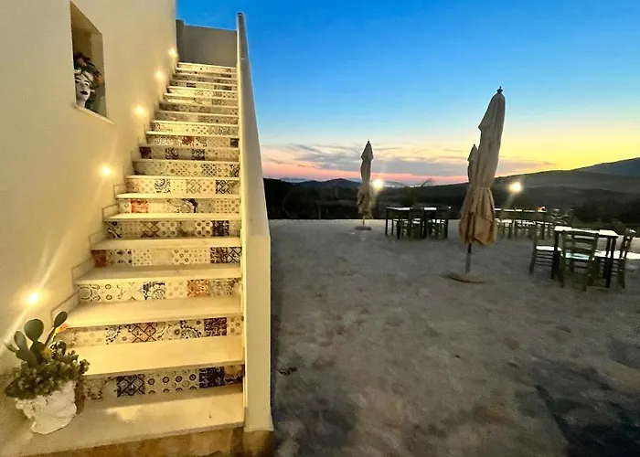 Manzil Country House