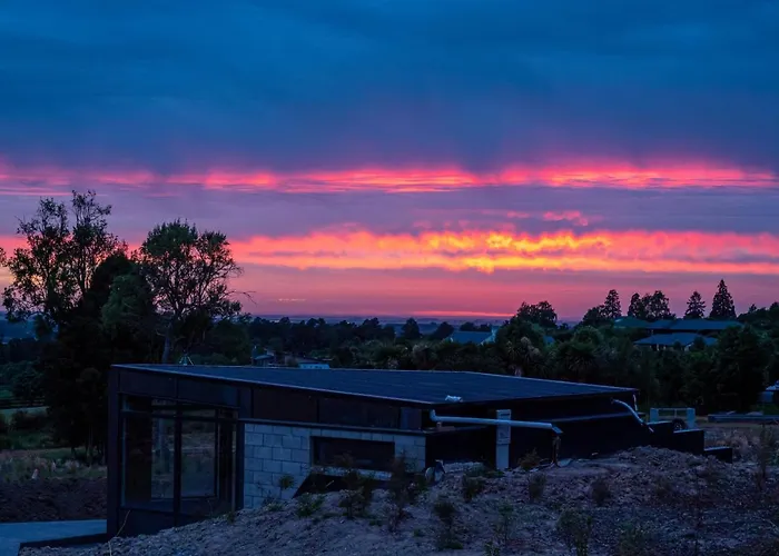Nga Whare Manatu