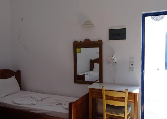 Hermes-Ios Rooms To Let