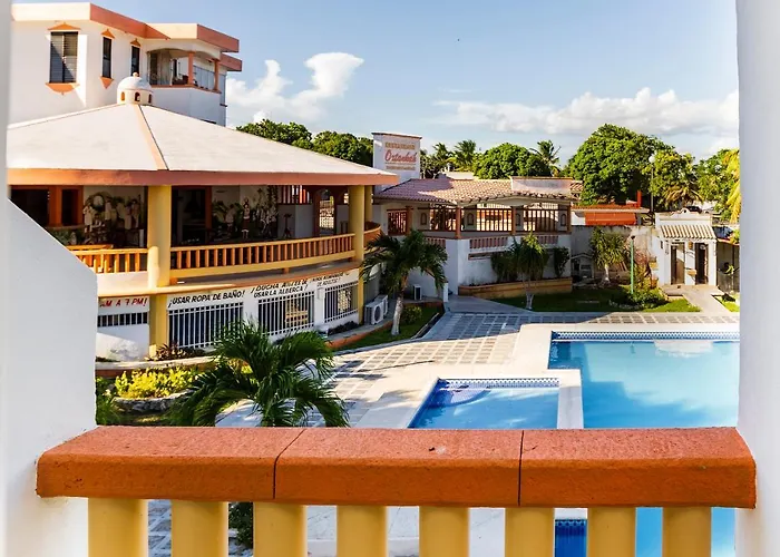 Capital O Oxtankah,Chetumal Bay