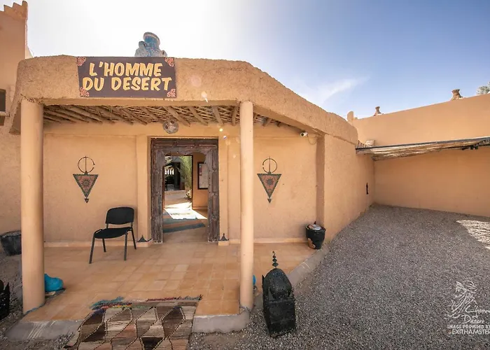 L'Homme Du Desert A Merzouga