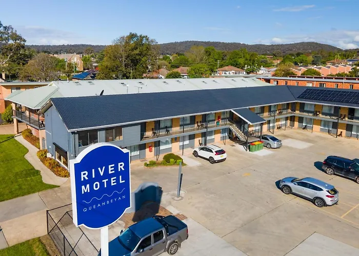 River Motel