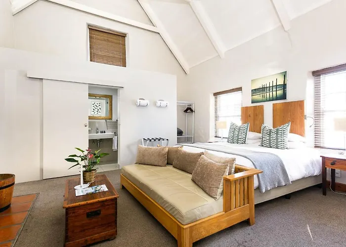 Adventure Pad'S By The Farmhouse Hotel