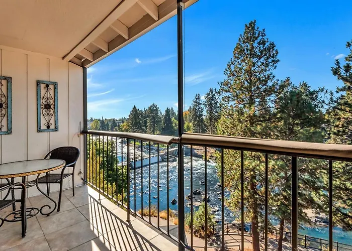 Bend Riverside Condos Near Downtown Bend