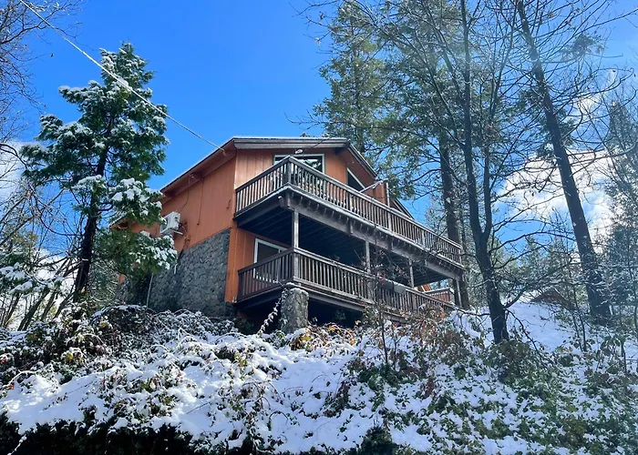 The Pines Resort & Conference Center Bass Lake