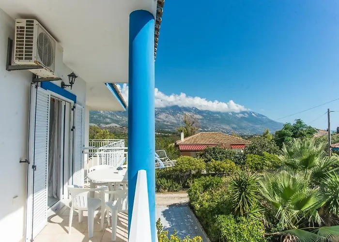 Blue White Apartments - Kefallonia Poolside Retreats Spartia 