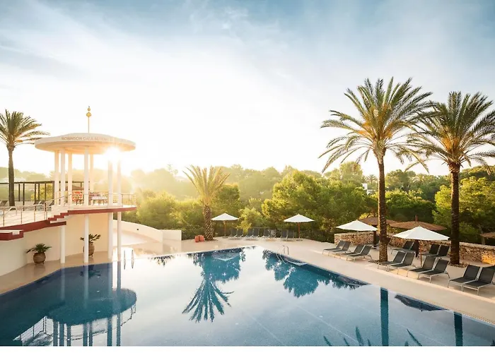 Robinson Cala Serena