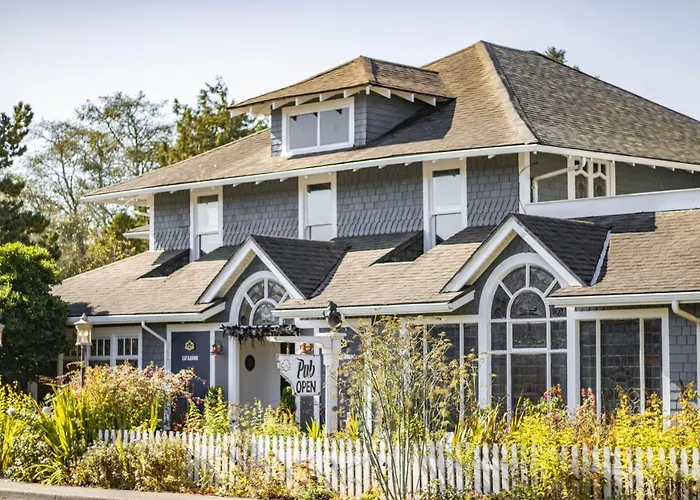 Shelburne Hotel