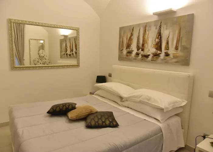 Conte Max Rooms