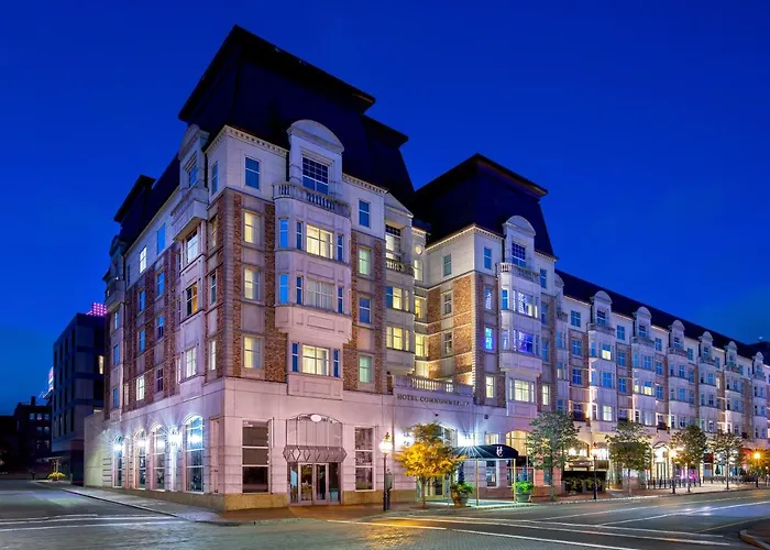 Hotel Commonwealth