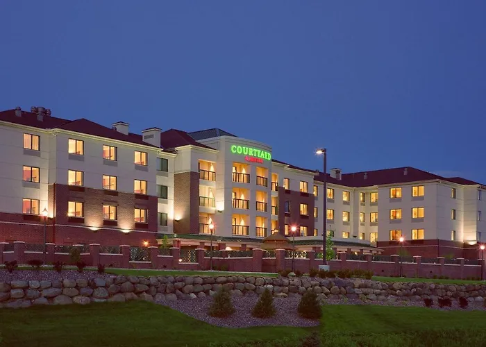 Madison Beach hotels