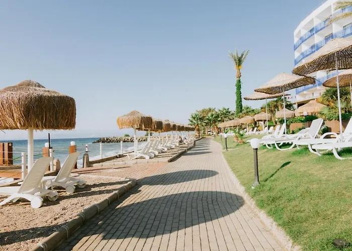 Faustina Hotel & Spa Guzelcamlı