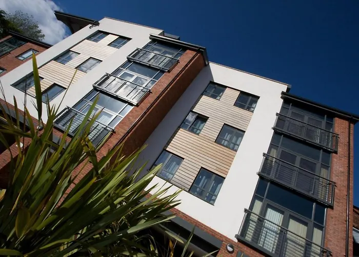 Roomzzz Leeds Headingley