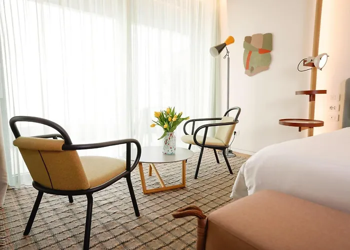 Laguna Faro Suites - Adults Only Grado