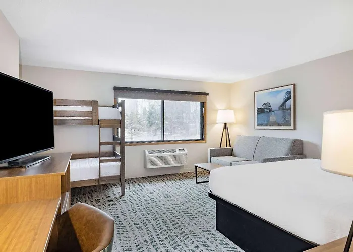 Americinn By Wyndham Duluth South Proctor Black Woods Event Ctr