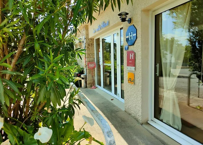 Hotel Restaurant La Voile Bleue Erdeven