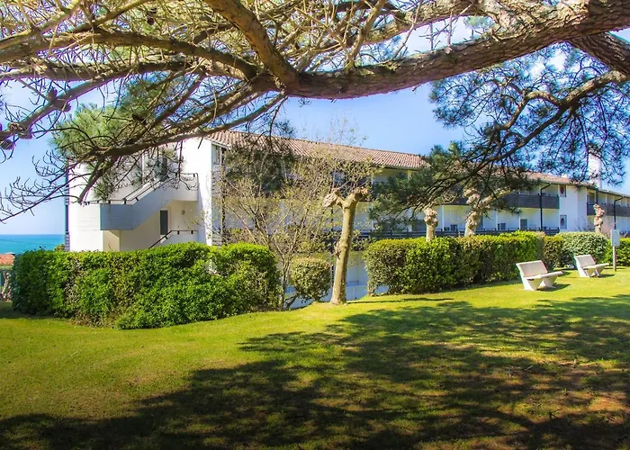 Azureva Club Anglet Hotel