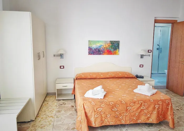 Hotel Pineta San Menaio