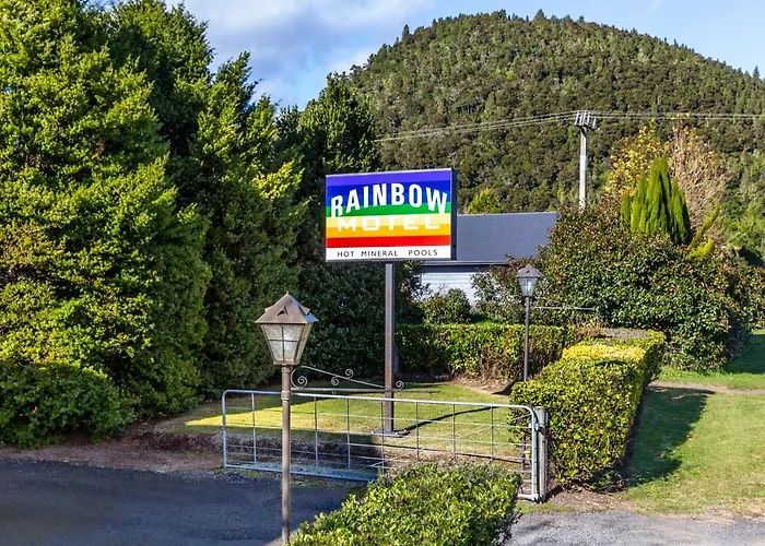 Rainbow Motel & Hot Pools