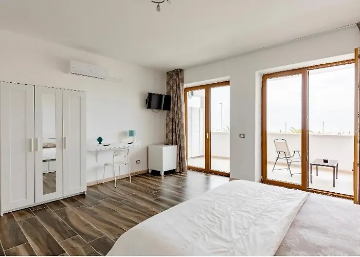 Manfredi Sea Room Vieste
