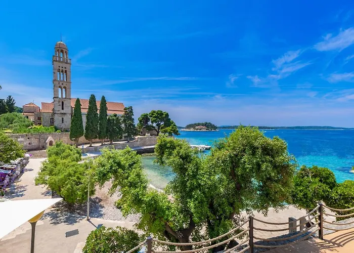 Beach Bay Hvar
