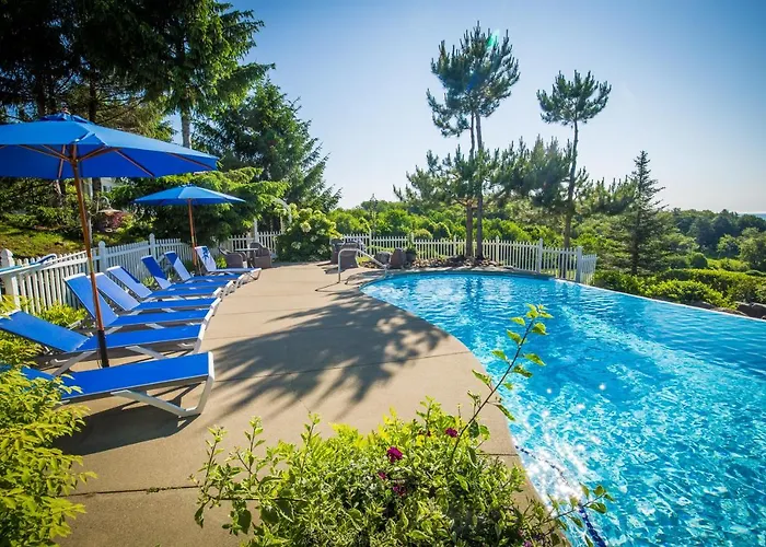 Island View Inn