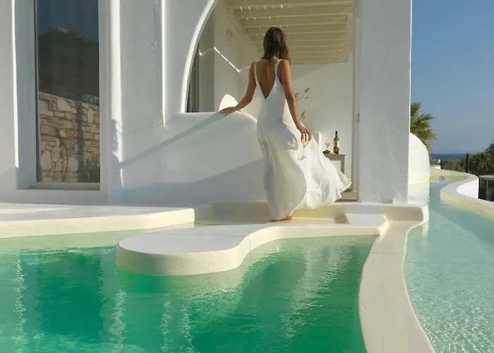 Aloni Hotel & Suites