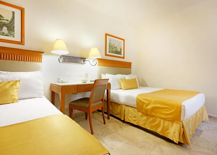 Hotel Olmeca Plaza