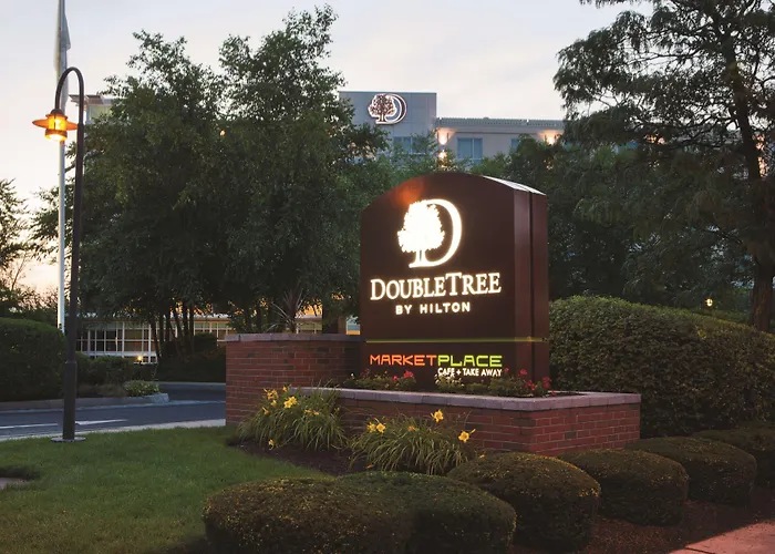 Doubletree By Hilton Boston Bayside