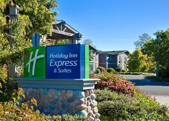 Holiday Inn Express & Suites Carpinteria By Ihg