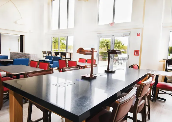 Holiday Inn Express Hotel & Suites Port Clinton-Catawba Island By Ihg