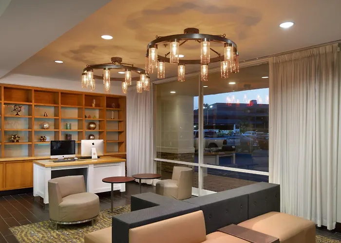 Holiday Inn Clark - Newark By Ihg